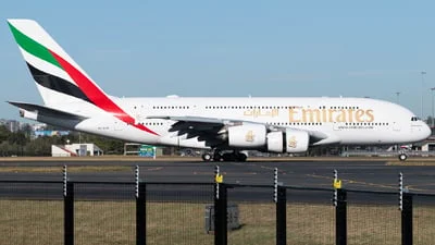 Emirates A6-EUW Airbus A380-842