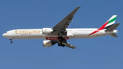 Emirates A6-ENE Boeing 777-31HER