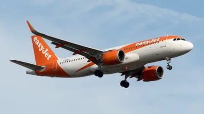 easyJet G-UZED Airbus A320-251N
