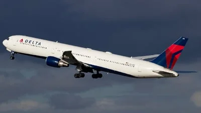 Delta Air Lines N832MH Boeing 767-432(ER)