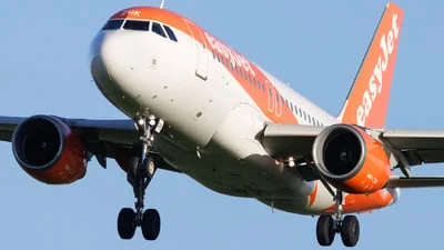 easyJet G-EZGK Airbus A319-111