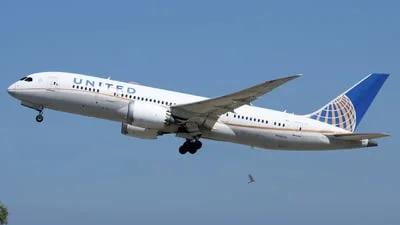 United Airlines N26910 Boeing 787-8 Dreamliner