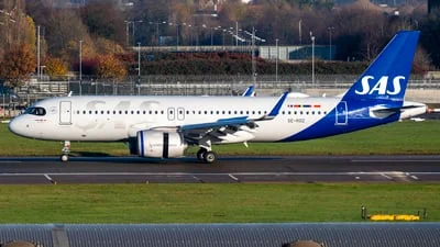 Scandinavian Airlines (SAS) SE-ROZ Airbus A320-251N