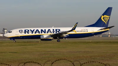 Ryanair (Buzz) SP-RKN Boeing 737-8AS