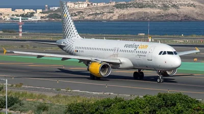 Vueling EC-OFH Airbus A320-216