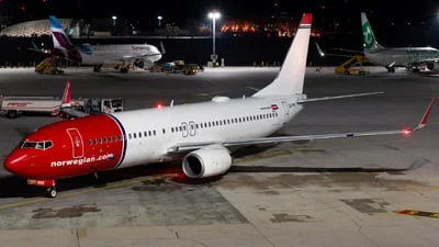Norwegian SE-RRS Boeing 737-8JP