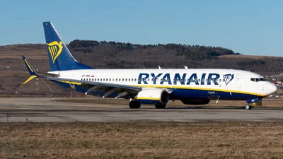 Ryanair (Buzz) SP-RNN Boeing 737-8AS