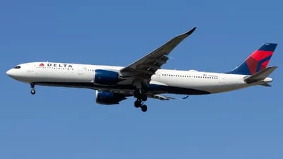 Delta Air Lines N409DX Airbus A330-941