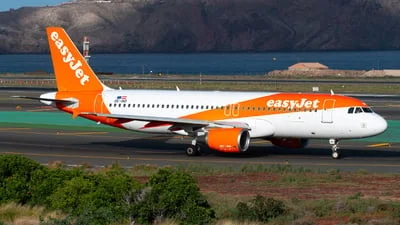 easyJet Europe OE-INO Airbus A320-214