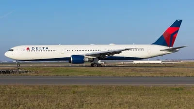 Delta Air Lines N830MH Boeing 767-432(ER)