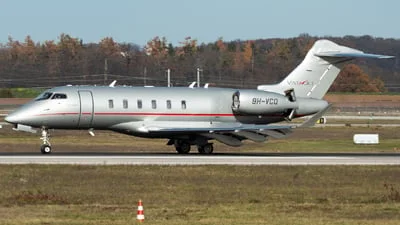 VistaJet 9H-VCQ Bombardier BD-100-1A10 Challenger 350