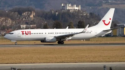 TUI G-TUKF Boeing 737-8AS