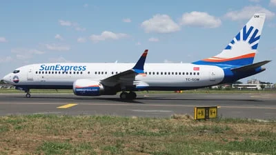 SunExpress TC-SOM Boeing 737-8 MAX