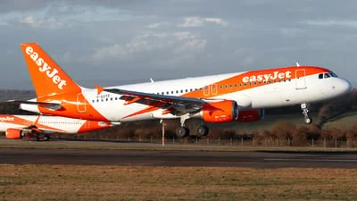 easyJet G-EZTZ Airbus A320-214