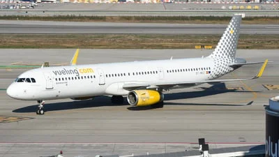 Vueling EC-MGZ Airbus A321-231