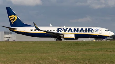 Ryanair EI-EBY Boeing 737-8AS