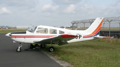 Private G-BNOP Piper PA-28-161 Warrior II