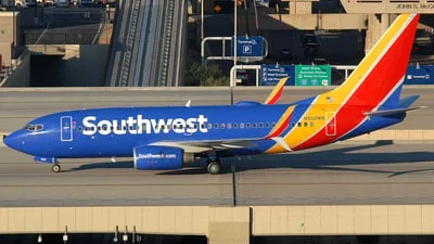 Southwest Airlines N902WN Boeing 737-7H4