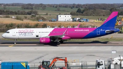 Wizz Air HA-LXY Airbus A321-231