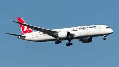 Turkish Airlines TC-LLT Boeing 787-9 Dreamliner