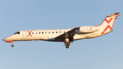 JSX N262JX Embraer ERJ-135LR