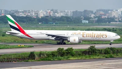 Emirates A6-ENA Boeing 777-31HER