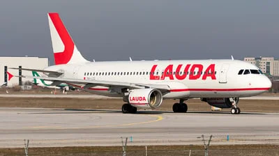 Lauda Europe 9H-LOQ Airbus A320-214