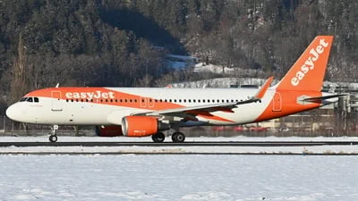 easyJet G-EJCK Airbus A320-214