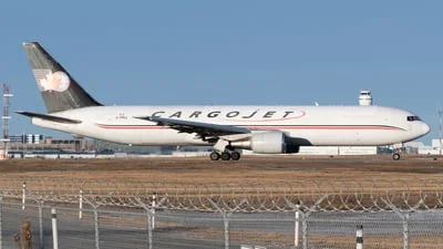 Cargojet Airways C-FPIJ Boeing 767-33A(ER)(BDSF)