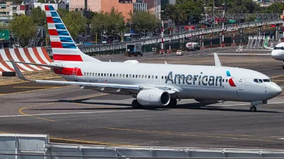 American Airlines N339PL Boeing 737-823