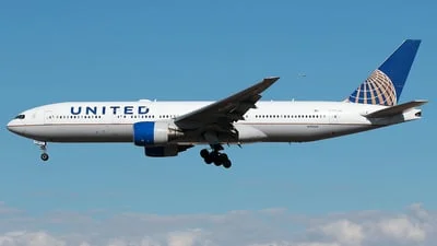 United Airlines N781UA Boeing 777-222