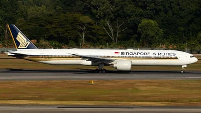 Singapore Airlines 9V-SWO Boeing 777-312ER