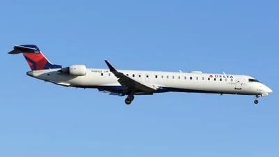 Delta Connection (Endeavor Air) N181GJ Bombardier CRJ-900LR