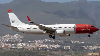 Norwegian SE-RPL Boeing 737-8JP