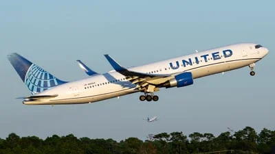 United Airlines N654UA Boeing 767-322(ER)
