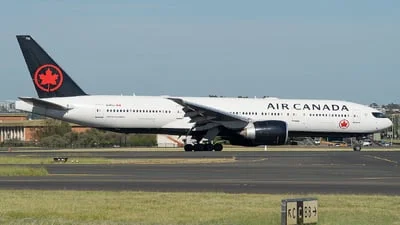 Air Canada C-FIUJ Boeing 777-233LR