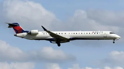 Delta Connection (Endeavor Air) N297PQ Bombardier CRJ-900LR