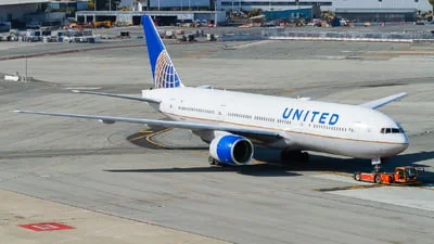 United Airlines N216UA Boeing 777-222(ER)