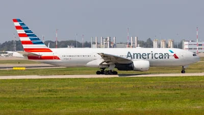 American Airlines N772AN Boeing 777-223(ER)