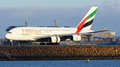 Emirates A6-EVJ Airbus A380-842