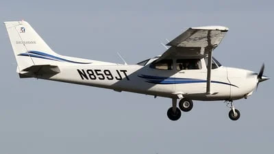 Rainier Flight Service N859JT Cessna 172S Skyhawk SP