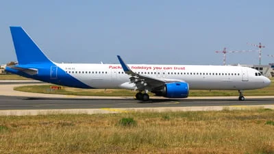 Jet2.com G-HLYO Airbus A321-252NX