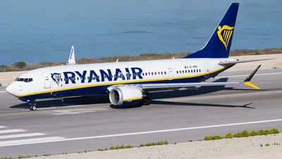 Ryanair EI-HMV Boeing 737-8-200 MAX