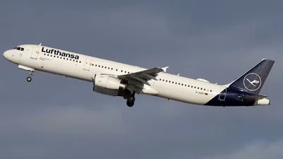 Lufthansa D-AIDC Airbus A321-231