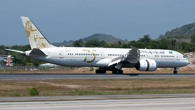 Saudi Arabian Airlines HZ-ARE Boeing 787-9 Dreamliner