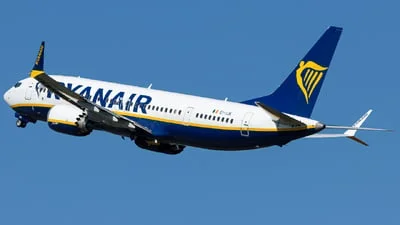 Ryanair EI-IJK Boeing 737-8-200 MAX