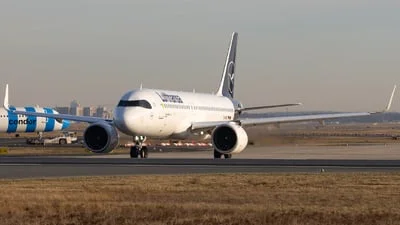 Lufthansa D-AINC Airbus A320-271N