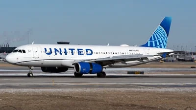 United Airlines N487UA Airbus A320-232
