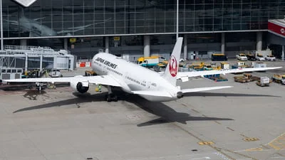 Japan Airlines (JAL) JA872J Boeing 787-9 Dreamliner