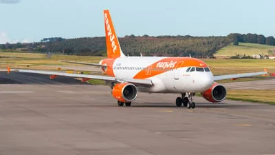 easyJet G-EZBO Airbus A319-111
